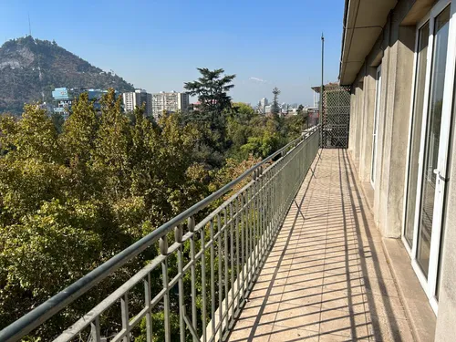 Exclusivo Dpto Frente A Parque Forestal. (5d+3b+1e+1b).