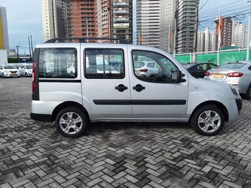 Imagem 7 de 9 de Fiat Doblò 1.8 Mpi Essence 7l 16v Flex 4p Manual