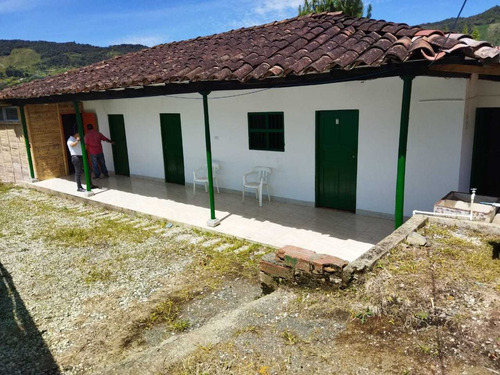 Imagen 22 de 30 de Linda Finca En Venta En La Vereda Betania Del Carmen De Viboral.