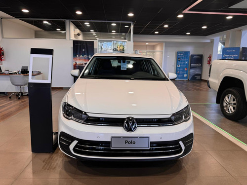 Volkswagen Nuevo Polo 1.0 HIGHLINE 170TSI