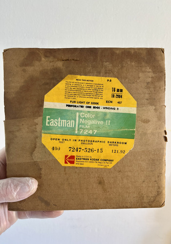 Lata Cinema Película 16mm 122 M Cheia Lacrada Sem Teste Cada (Usado)