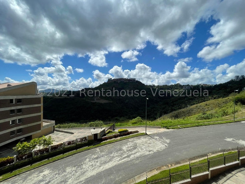 Imagen 20 de 30 de Apartamento_en_venta_en_caracas_en_la-lagunita-country-club_ Rah-22-9823 Orlando Figueira 04125535289/04242942992