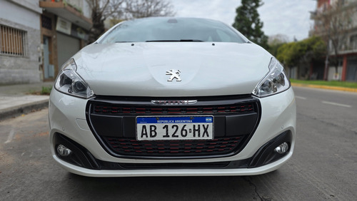 Peugeot 208 GT 1.6T