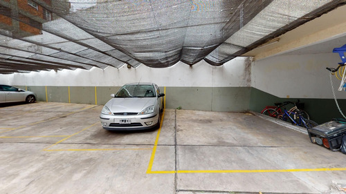 2 Ambientes En Venta, Con Balcón Y Cochera-cañitas