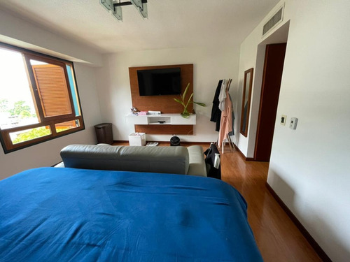 Imagen 15 de 23 de Vendo Apartamento 190m2 3h+s/3.5b+s/3pe Los Chorros