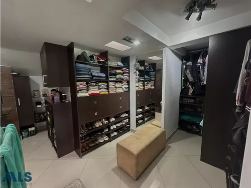 Vendo Casa Poblado - Sector Visitación(mls#246475)