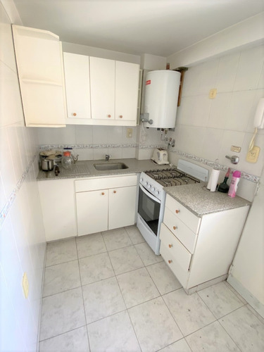 Imagen 7 de 10 de Departamento Monoambiente En Excelente Ubicación.