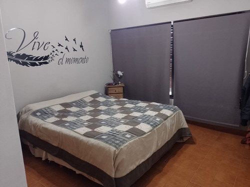 Imagen 4 de 13 de Casa 3 Ambientes Venta La Tablada Con Garage