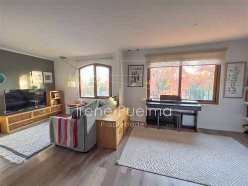 Imagen 10 de 19 de Vende Casa Remodelada Con Plaza Valle La Dehesa Lo Barnechea