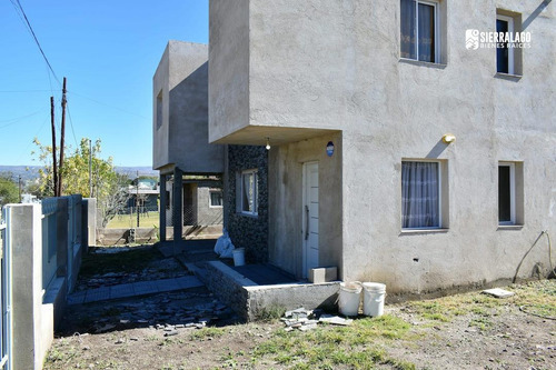 Casa Más Terreno Para Departamentos O Locales.