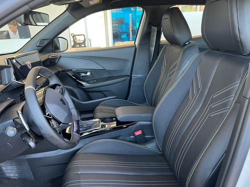 Peugeot 2008 1.0T Gt