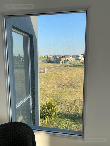 Casa En Venta San Sebastian Área 10 Al Verde Apto Credito Mb
