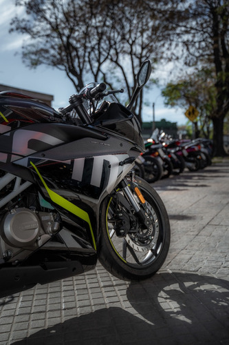 Imagen 13 de 22 de Cfmoto Sr 300 - 100% Financiada - Tomamos Tu Usada
