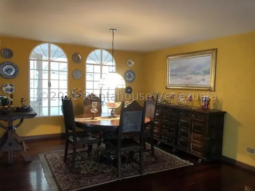 Casa En Venta La Tahona