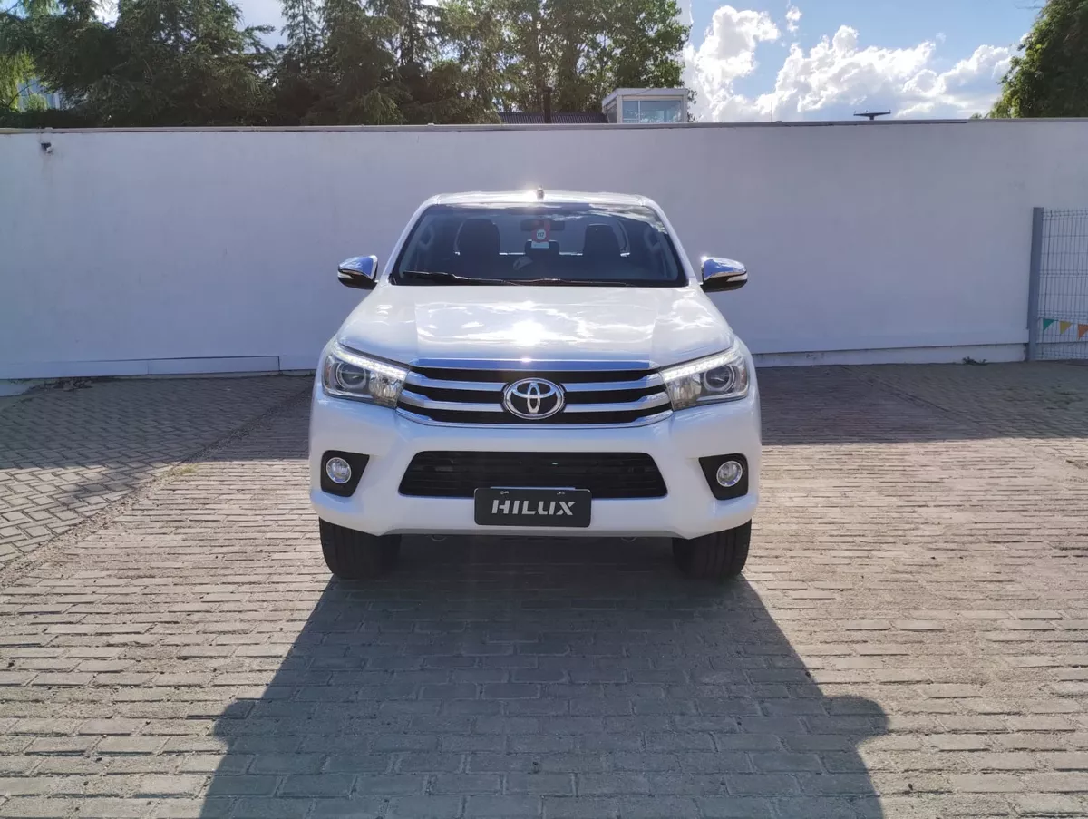 Toyota Hilux 2.8 Cd Srx 177cv 4x4