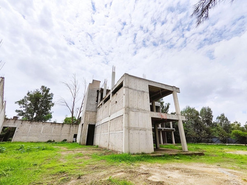 Terreno Con Construcción En Venta En El Sur