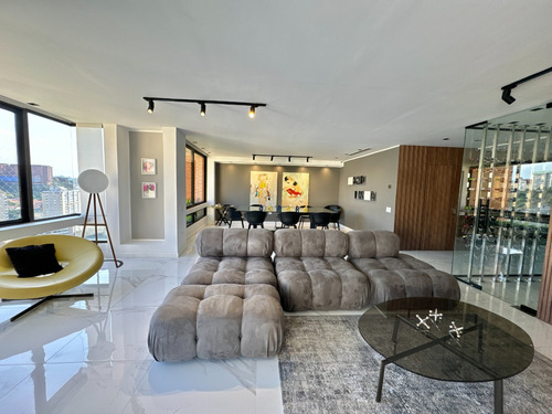 Ph De Lujo Lomas De La Alameda 480 M2