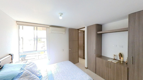 Apartamento En Piso 2, Barrio Valle Del Lili, Sur De Cali, Conjunto Residencial San Gabriel