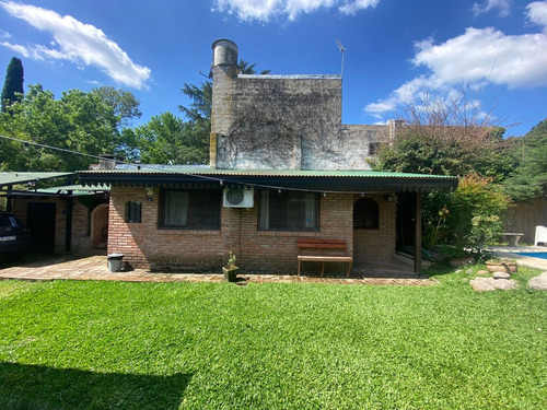 Casa En Venta En De Vicenzo Chico, Del Viso, Pilar