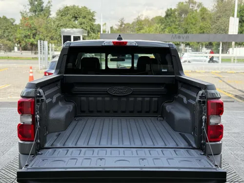 Ford Maverick Lariat 2.5 Hibrida 2025
