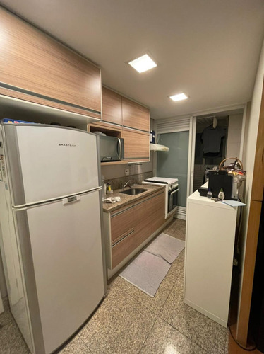 Imagem 10 de 14 de Apartamento Para Locação De 134m² Com 2 Suítes E 2 Vagas.