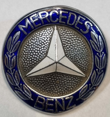 Antigua Insignia De Mercedes Benz Esmaltada En Buen Estado