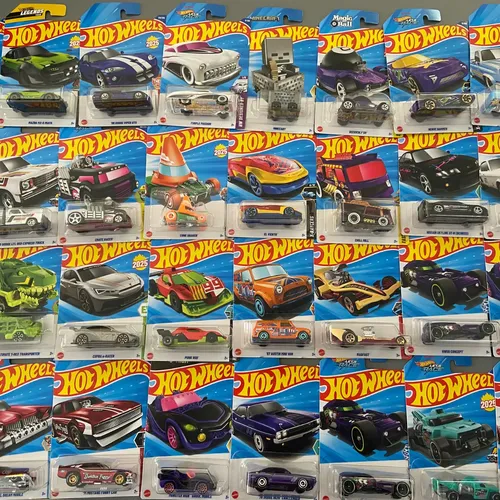 Carrinho Hot Wheels Escala 1:64 Mattel Colecionáveis Sortido