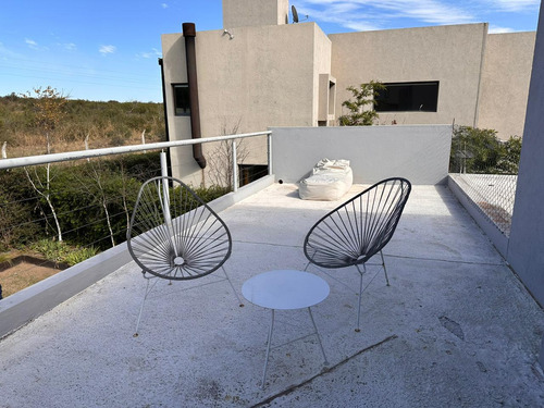 Casa En Venta De Dos Dormitorios, La Estanzuela, Zona Norte, Córdoba