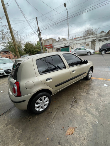 Renault Clio 1.2 Mio Confort Plus Abs Abcp