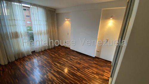 Cómodo Y Acogedor Apartamento Con Linda Vista, En Venta En Los Samanes. Fabiola. Mls #23-1314.