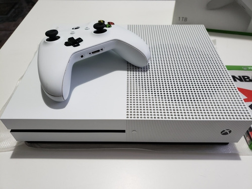 Xbox One S 1tb 4k En Caja