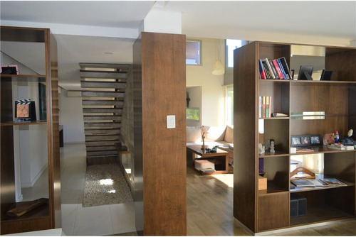 Venta Casa 5 Amb Con Pileta - Barrio Nuevo Quilmes