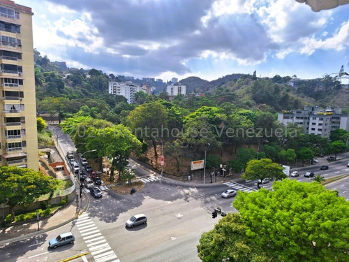 Apartamento En Venta  Urb. Caurimare Caracas. 24-24292 Yf
