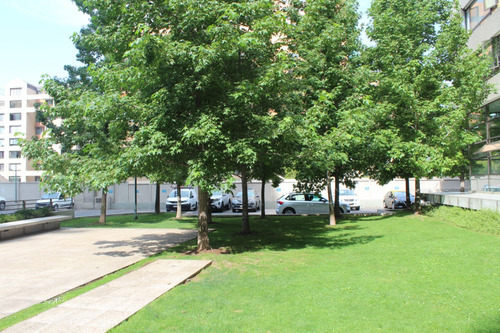 En Venta Departamento 2d Y 2b En Las Condes, Parque Arauco