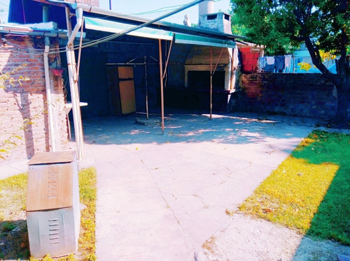 Imagen 5 de 26 de Venta De Casa De 4 Ambientes + Local En Merlo