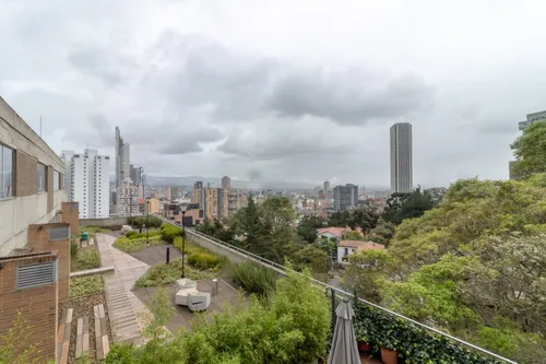 Apartamento En Arriendo En La Macarena. Cod A23421