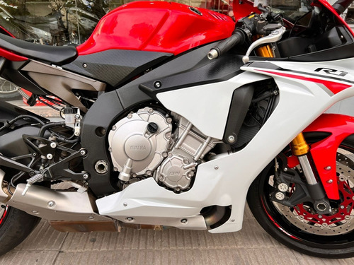 Imagen 5 de 8 de Yamaha R1