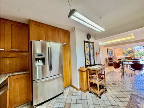 Se Vende Apto 290m2 4h+s/7b/3p La Unión