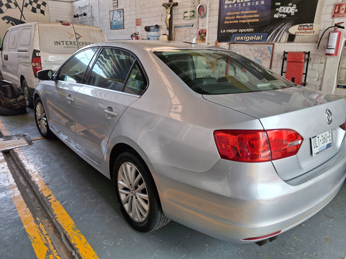 Volkswagen Jetta 2.5 Style Tiptronic At