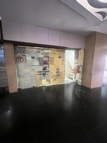 Se Vende Local 66m2 El Rosal.
