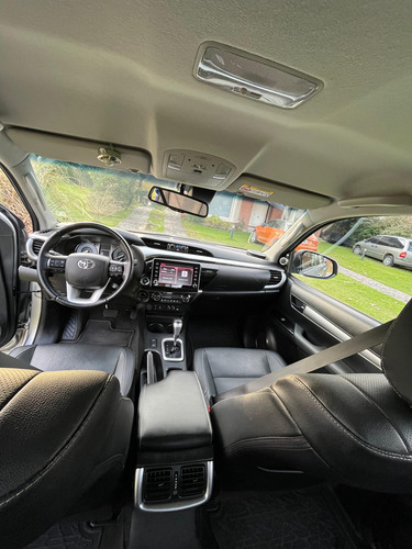 Toyota Hilux Pick-Up DC SRX 2.8