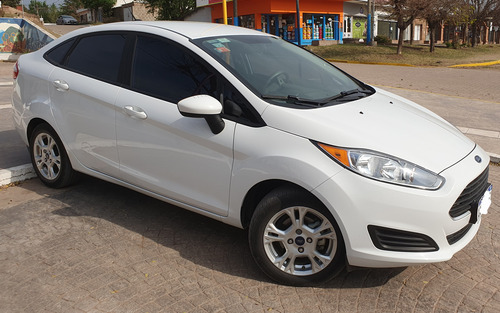 Ford Fiesta Kinetic Design 1.6 Sedan S Plus 120cv