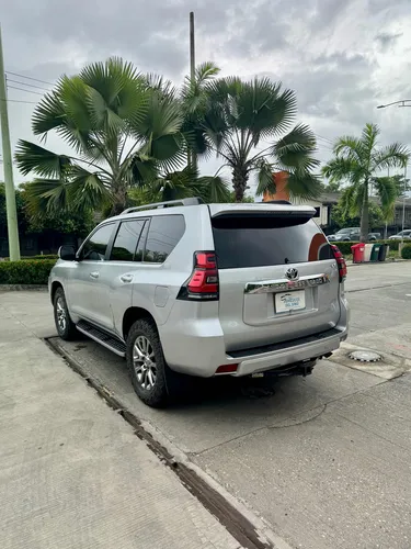 Toyota Prado VX 4.0cc