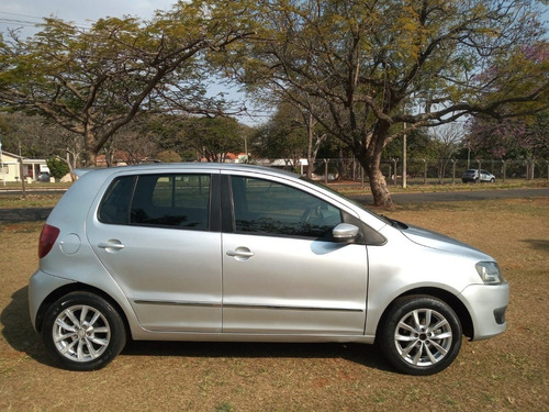 Imagem 2 de 11 de Volkswagen Fox 1.6 Vht Highline