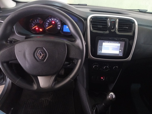 Imagen 7 de 18 de Renault Sandero 1.6 Dynamique 90cv Abs
