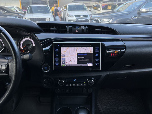Imagem 11 de 13 de Toyota Hilux Cabine Dupla 2.8 Tdi Cd Srx 50th 4x4 (aut)