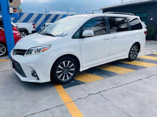 Imagen 3 de 14 de Toyota Sienna 2020 3.5 Limited At