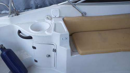 Imagem 8 de 15 de Barco Magnum 2003