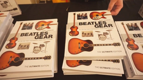 The Beatles Gear, De Andy Babiuk (tercera Edicion). Editorial Backbeat Books, Tapa Dura En Inglés