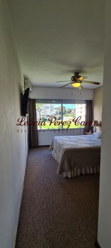 Imagen 22 de 25 de Venta Apartamento 2 Dormitorios En Playa Mansa, Punta Del Este